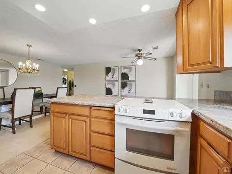 418 Skyline Dr, Vallejo, CA 94591 photo 27