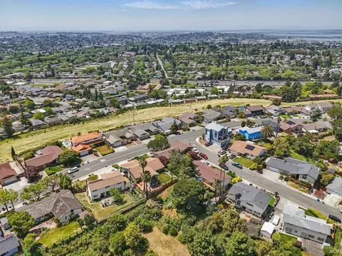 418 Skyline Dr, Vallejo, CA 94591 photo 42