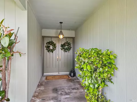 418 Skyline Dr, Vallejo, CA 94591 photo 3