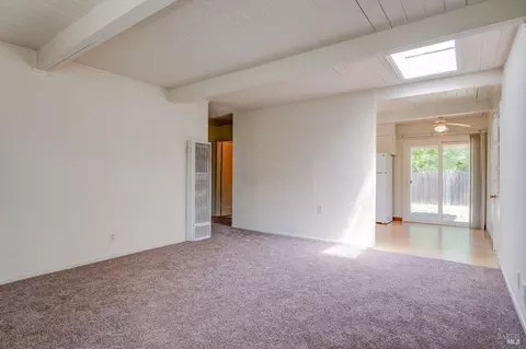 1450 Magazine St, Vallejo, CA 94591 photo 5