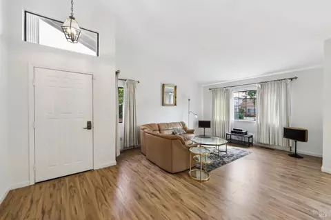151 Doncaster Dr, Vallejo, CA 94591 photo 5