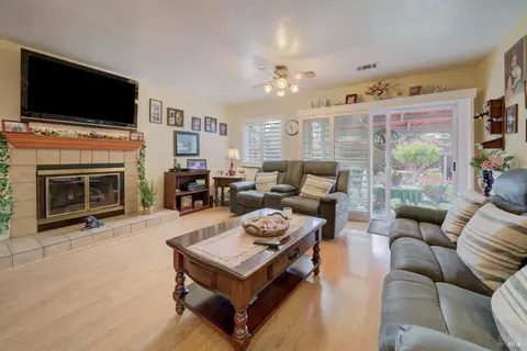137 Webster St, Vallejo, CA 94591 photo 16
