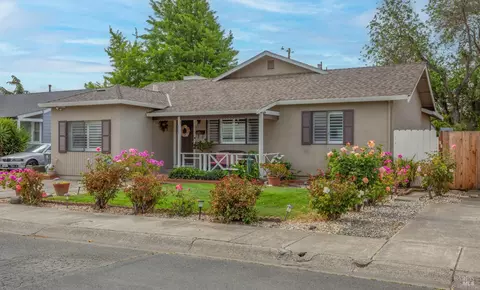 137 Webster St, Vallejo, CA 94591