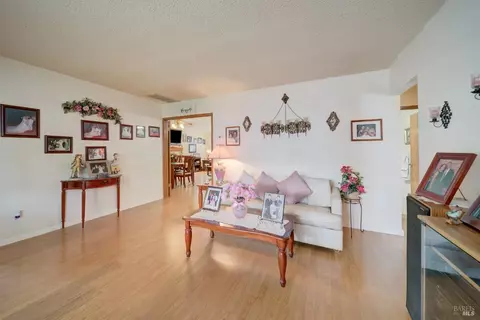 137 Webster St, Vallejo, CA 94591 photo 8