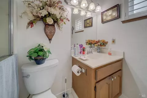 137 Webster St, Vallejo, CA 94591 photo 28