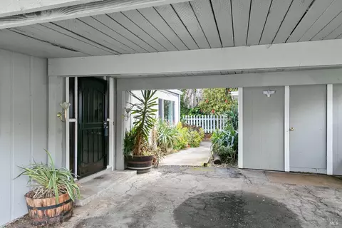 83 Gloria Ct, Vallejo, CA 94590 photo 4