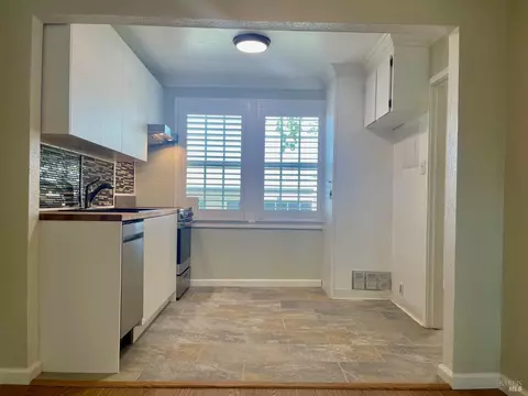 207 Rodgers St, Vallejo, CA 94590 photo 4