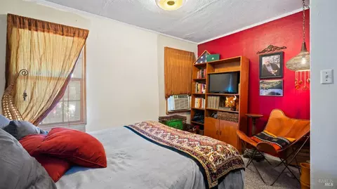 Bedroom - 306 Else Way, Cloverdale, CA 95425 photo 1 of 5