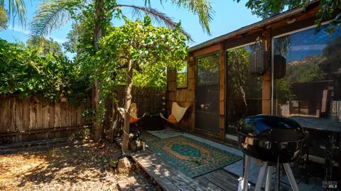 Exterior - 306 Else Way, Cloverdale, CA 95425 photo 8 of 10
