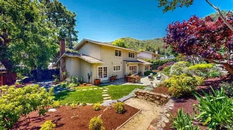 96 Robinhood Dr, San Rafael, CA 94901