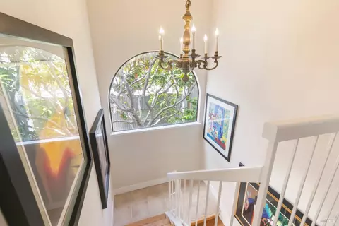 Entry Way - 553 Kings Rd, Alameda, CA 94501 photo 3 of 5