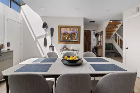 Dining - 553 Kings Rd, Alameda, CA 94501 photo 1 of 4