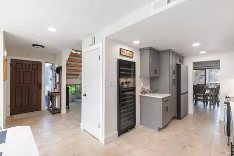 Entry Way - 553 Kings Rd, Alameda, CA 94501 photo 1 of 5