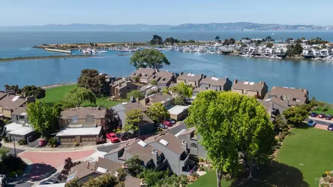 View/Area - 553 Kings Rd, Alameda, CA 94501 photo 4 of 5