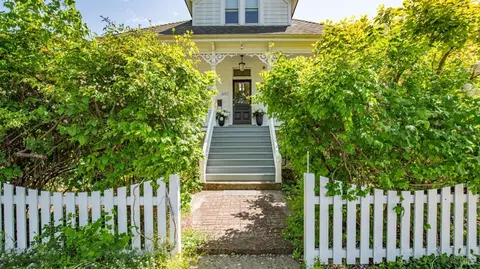643 3rd St, Napa, CA 94559 photo 2