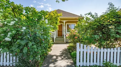 623 3rd St, Napa, CA 94559