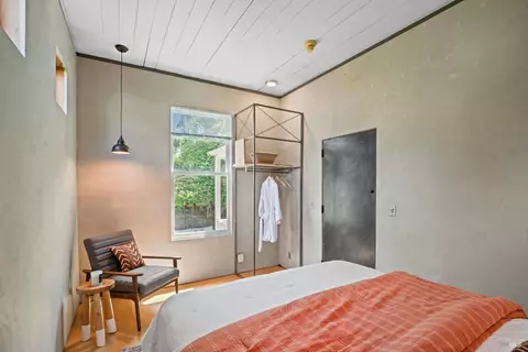 Bedroom - 623 3rd St, Napa, CA 94559 photo 4 of 4