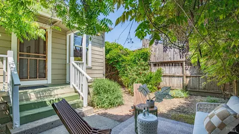Exterior - 623 3rd St, Napa, CA 94559 photo 6 of 14