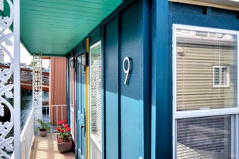 9 W Pier, Sausalito, CA 94965 photo 2