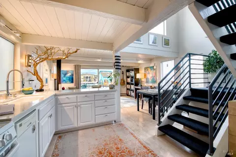 9 W Pier, Sausalito, CA 94965 photo 5