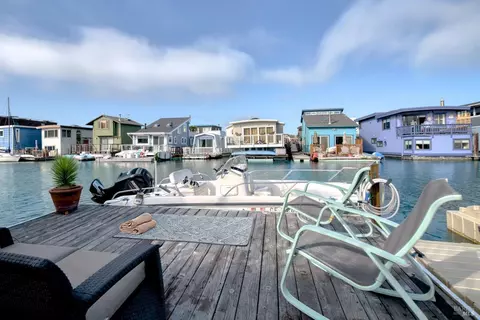 9 W Pier, Sausalito, CA 94965 photo 3