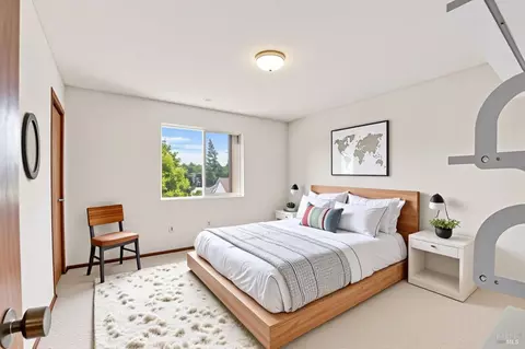 Bedroom - 883 Arbor Ave, Sonoma, CA 95476 photo 1 of 6