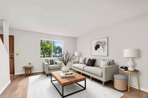 883 Arbor Ave, Sonoma, CA 95476