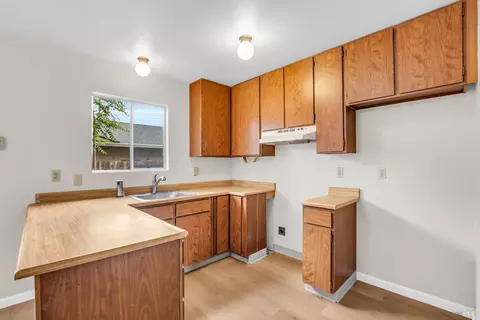 Kitchen - 883 Arbor Ave, Sonoma, CA 95476 photo 1 of 4