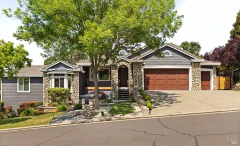 Exterior - 943 Appleridge Pl, Fairfield, CA 94534 photo 3 of 35