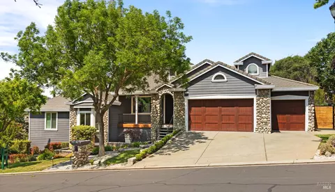 Exterior - 943 Appleridge Pl, Fairfield, CA 94534 photo 1 of 35