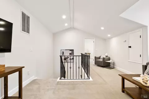 Entry Way - 943 Appleridge Pl, Fairfield, CA 94534 photo 8 of 8