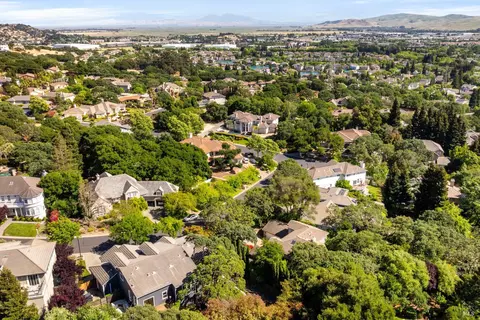 View/Area - 943 Appleridge Pl, Fairfield, CA 94534 photo 5 of 5