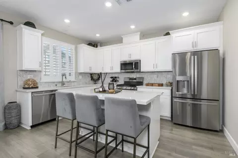 530 Aliki Dr, Vacaville, CA 95688