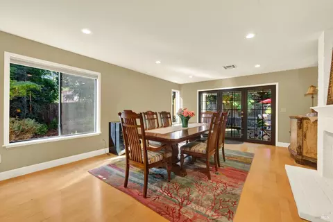 355 Holly Ct, Dixon, CA 95620 photo 12