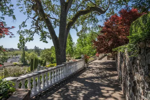 Exterior - 175 4th St E, Sonoma, CA 95476 photo 11 of 19