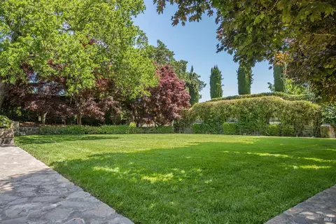 Exterior - 175 4th St E, Sonoma, CA 95476 photo 16 of 19