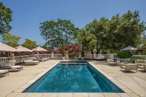 Exterior - 175 4th St E, Sonoma, CA 95476 photo 6 of 19