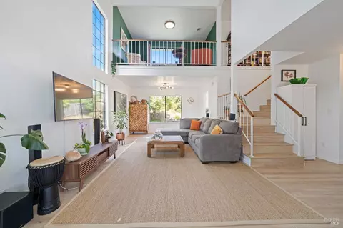 Living - 624 N Regatta Dr, Vallejo, CA 94591 photo 1 of 2