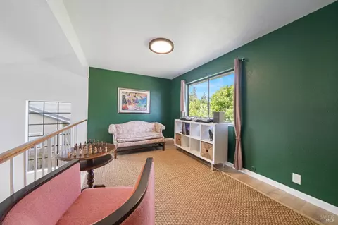 Entry Way - 624 N Regatta Dr, Vallejo, CA 94591 photo 5 of 6