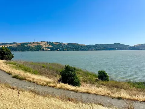 View/Area - 624 N Regatta Dr, Vallejo, CA 94591 photo 6 of 8