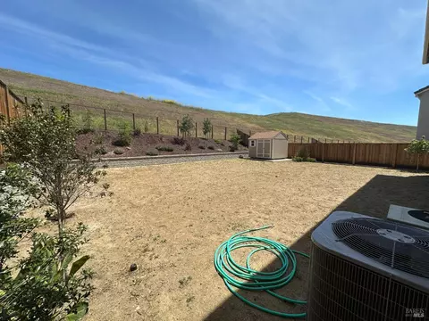 Exterior - 8178 Rainwater Dr, Vallejo, CA 94591 photo 8 of 9