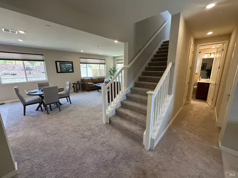 Entry Way - 8178 Rainwater Dr, Vallejo, CA 94591 photo 3 of 8