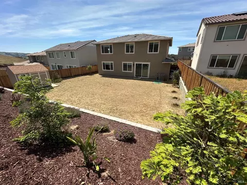 Exterior - 8178 Rainwater Dr, Vallejo, CA 94591 photo 6 of 9