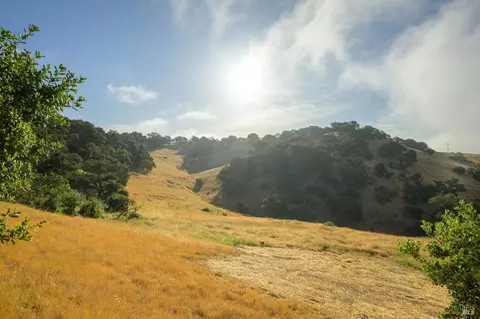 19539 Arrowhead Mountain Rd, Sonoma, CA 95476 photo 4