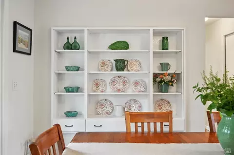 Dining - 27 Webster St, Petaluma, CA 94952 photo 2 of 4