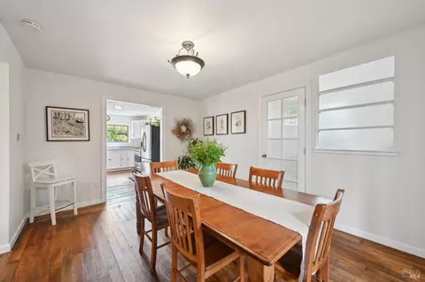 Dining - 27 Webster St, Petaluma, CA 94952 photo 4 of 4