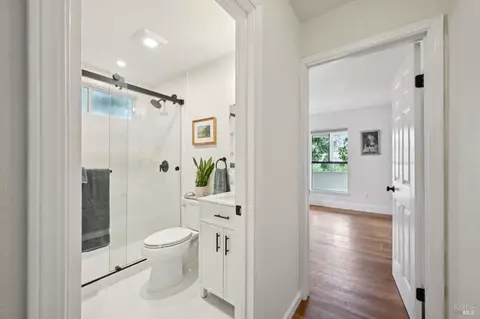 Bath - 27 Webster St, Petaluma, CA 94952 photo 1 of 8