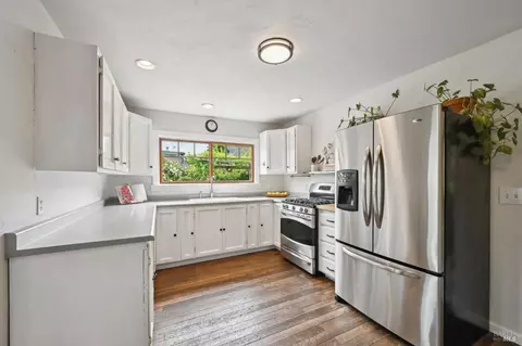 Kitchen - 27 Webster St, Petaluma, CA 94952 photo 2 of 6
