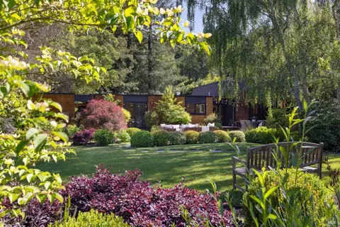 55 Legend Rd, San Anselmo, CA 94960