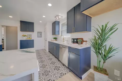 Kitchen - 948 Benicia Rd, Vallejo, CA 94591 photo 2 of 5